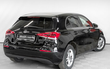 Mercedes-Benz A-Класс, 2019 год, 2 850 000 рублей, 5 фотография