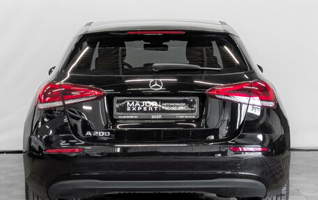 Mercedes-Benz A-Класс, 2019 год, 2 850 000 рублей, 6 фотография