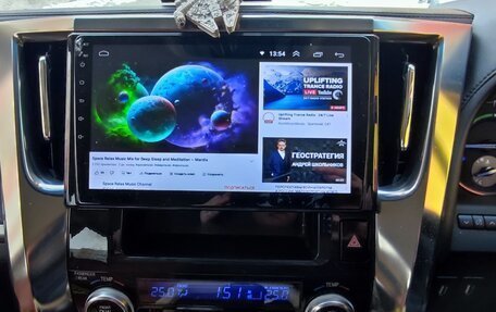 Toyota Alphard III, 2015 год, 2 700 000 рублей, 5 фотография