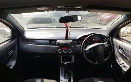 Toyota WiLL II (VS), 2001 год, 460 000 рублей, 8 фотография