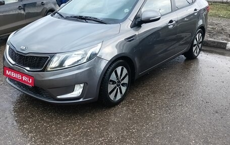 KIA Rio III рестайлинг, 2013 год, 910 000 рублей, 7 фотография