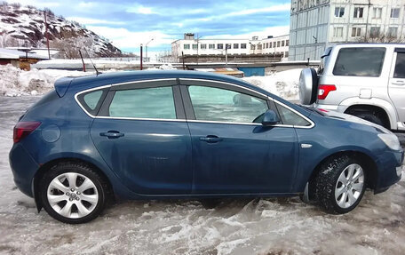 Opel Astra J, 2012 год, 679 000 рублей, 2 фотография