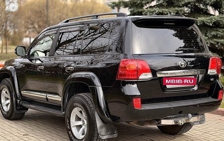 Toyota Land Cruiser 200, 2013 год, 3 800 000 рублей, 7 фотография