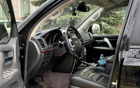 Toyota Land Cruiser 200, 2013 год, 3 800 000 рублей, 19 фотография