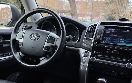 Toyota Land Cruiser 200, 2013 год, 3 800 000 рублей, 22 фотография