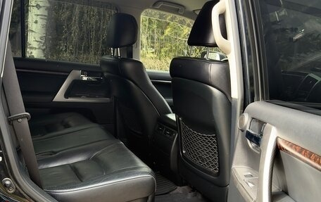 Toyota Land Cruiser 200, 2013 год, 3 800 000 рублей, 17 фотография