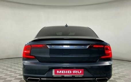 Volvo S90 II рестайлинг, 2020 год, 3 199 000 рублей, 5 фотография