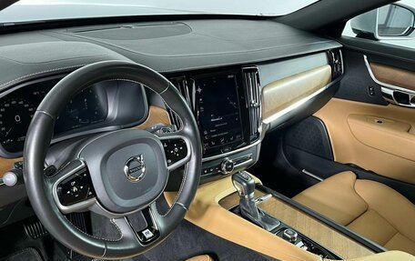 Volvo S90 II рестайлинг, 2020 год, 3 199 000 рублей, 12 фотография