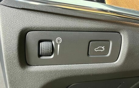 Volvo S90 II рестайлинг, 2020 год, 3 199 000 рублей, 25 фотография