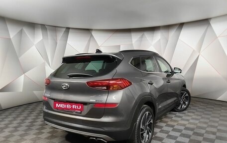 Hyundai Tucson III, 2019 год, 2 471 000 рублей, 2 фотография