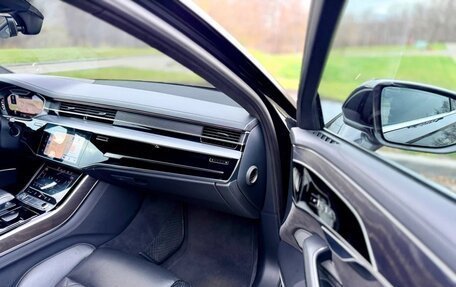 Audi A8, 2018 год, 5 450 000 рублей, 15 фотография