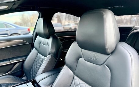 Audi A8, 2018 год, 5 450 000 рублей, 30 фотография