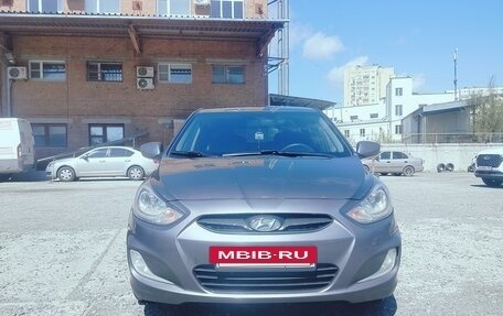 Hyundai Solaris II рестайлинг, 2011 год, 730 000 рублей, 8 фотография