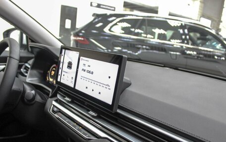 Geely Emgrand, 2024 год, 1 999 900 рублей, 15 фотография