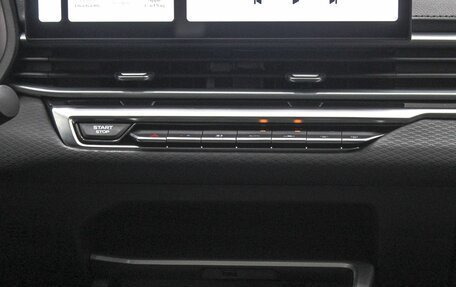 Geely Emgrand, 2024 год, 1 999 900 рублей, 20 фотография