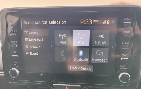 Toyota Yaris, 2021 год, 1 510 000 рублей, 11 фотография