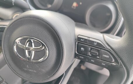 Toyota Yaris, 2021 год, 1 510 000 рублей, 15 фотография