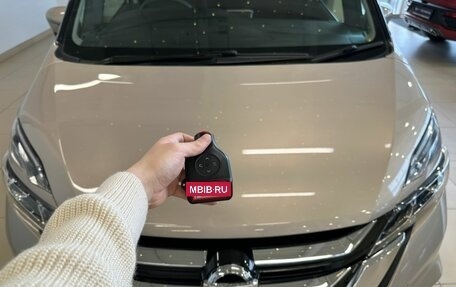 Nissan Serena IV, 2018 год, 2 199 999 рублей, 30 фотография