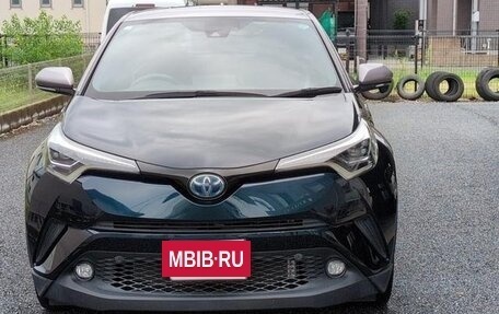 Toyota C-HR I рестайлинг, 2022 год, 1 720 000 рублей, 2 фотография