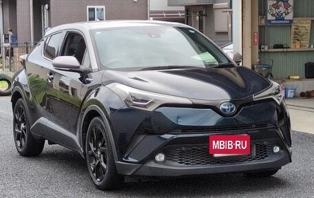Toyota C-HR I рестайлинг, 2022 год, 1 720 000 рублей, 3 фотография