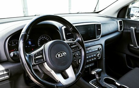 KIA Sportage IV рестайлинг, 2021 год, 2 430 000 рублей, 15 фотография