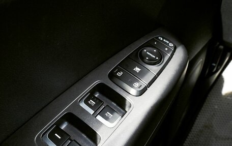 KIA Sportage IV рестайлинг, 2021 год, 2 430 000 рублей, 14 фотография