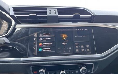 Audi Q3, 2022 год, 2 999 999 рублей, 10 фотография