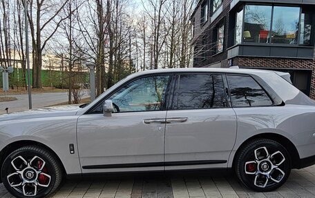 Rolls-Royce Cullinan, 2021 год, 36 500 000 рублей, 7 фотография