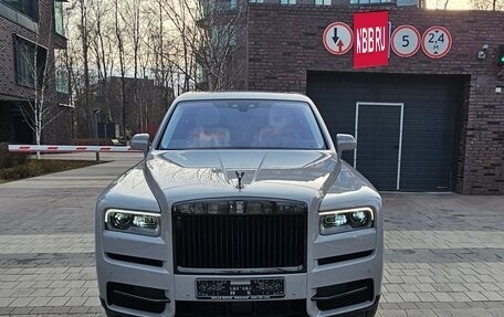 Rolls-Royce Cullinan, 2021 год, 36 500 000 рублей, 2 фотография