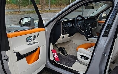 Rolls-Royce Cullinan, 2021 год, 36 500 000 рублей, 16 фотография