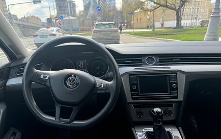 Volkswagen Passat B8 рестайлинг, 2017 год, 1 630 000 рублей, 7 фотография