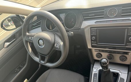 Volkswagen Passat B8 рестайлинг, 2017 год, 1 630 000 рублей, 8 фотография