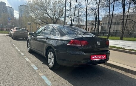 Volkswagen Passat B8 рестайлинг, 2017 год, 1 630 000 рублей, 2 фотография
