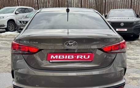 Hyundai Solaris II рестайлинг, 2022 год, 1 900 000 рублей, 6 фотография