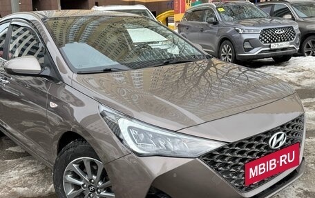 Hyundai Solaris II рестайлинг, 2022 год, 1 900 000 рублей, 13 фотография