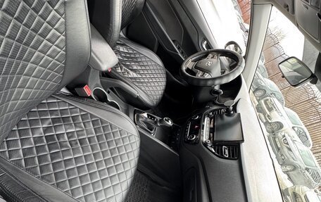 Hyundai Solaris II рестайлинг, 2022 год, 1 900 000 рублей, 23 фотография