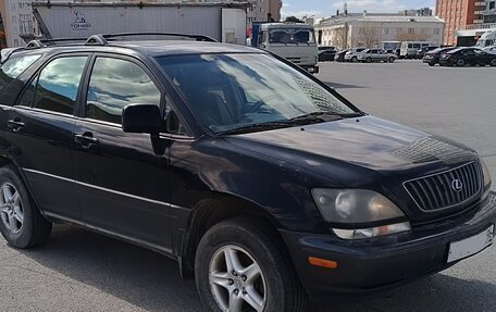 Lexus RX IV рестайлинг, 2000 год, 800 000 рублей, 15 фотография