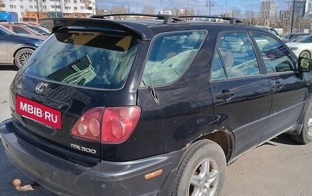 Lexus RX IV рестайлинг, 2000 год, 800 000 рублей, 18 фотография