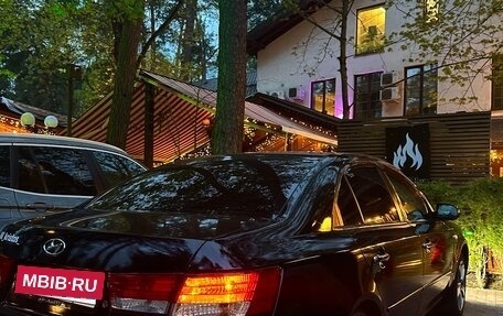 Hyundai Sonata VI, 2006 год, 600 000 рублей, 3 фотография