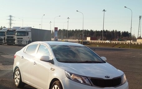 KIA Rio III рестайлинг, 2013 год, 1 000 000 рублей, 1 фотография