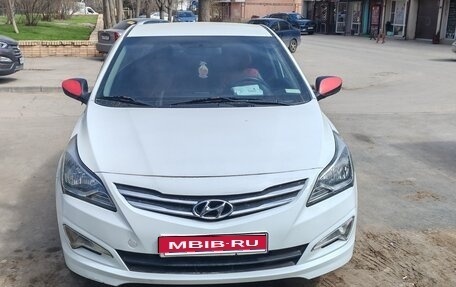 Hyundai Solaris II рестайлинг, 2016 год, 650 000 рублей, 1 фотография