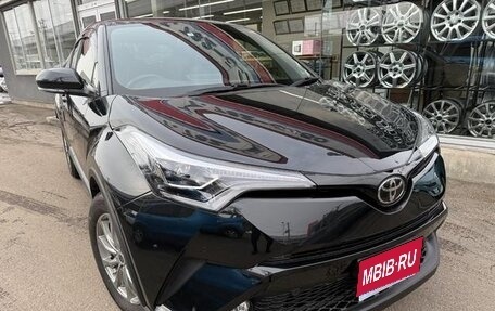 Toyota C-HR I рестайлинг, 2023 год, 1 721 000 рублей, 1 фотография