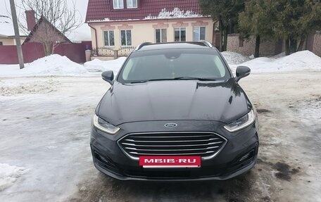 Ford Mondeo V, 2019 год, 2 200 000 рублей, 23 фотография
