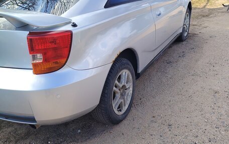 Toyota Celica VII рестайлинг, 2001 год, 650 000 рублей, 4 фотография