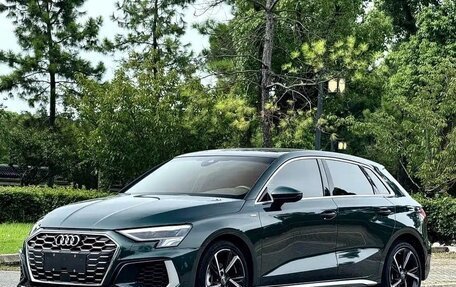 Audi A3, 2023 год, 2 100 000 рублей, 3 фотография