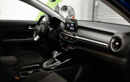 KIA Cerato IV, 2021 год, 1 995 000 рублей, 29 фотография