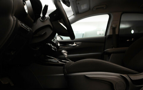 KIA Cerato IV, 2021 год, 1 995 000 рублей, 28 фотография