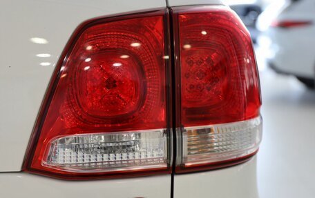 Toyota Land Cruiser 200, 2010 год, 4 200 000 рублей, 8 фотография