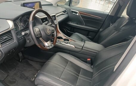 Lexus RX IV рестайлинг, 2016 год, 4 500 000 рублей, 10 фотография