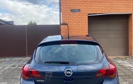 Opel Astra J, 2010 год, 650 000 рублей, 4 фотография